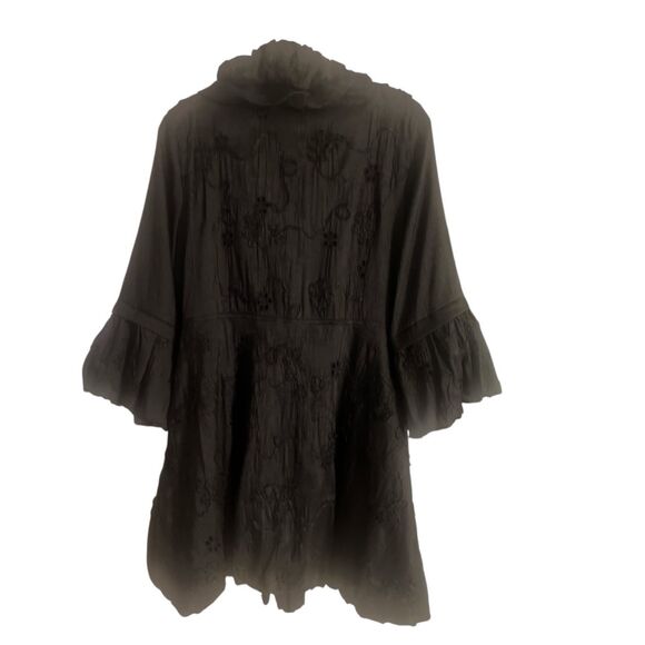 Damee Inc black jacket bubble collar cuff and hem sz Medium - Picture 2 of 5